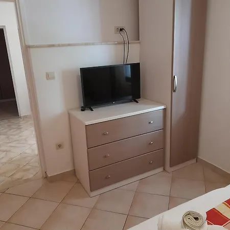 With A Parking Space - Blato, Makarska - 21271 * Живогошче